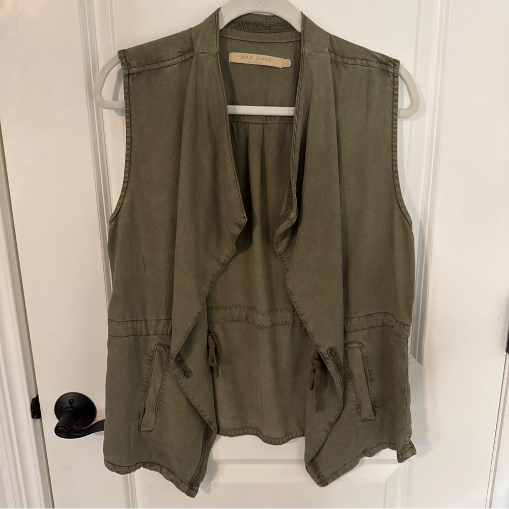 Max Jeans green olive drapey vest size small